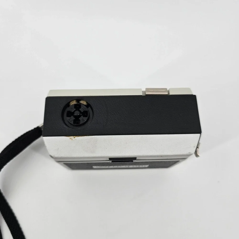 Kodak Instamatic 104 Camera Vintage 1960s 126 Film Point & Shoot Silver